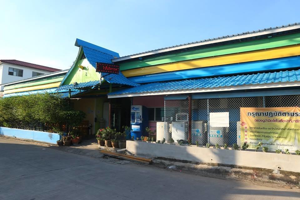 Pa Chalermchai Guesthouse Bangkok Exterior photo